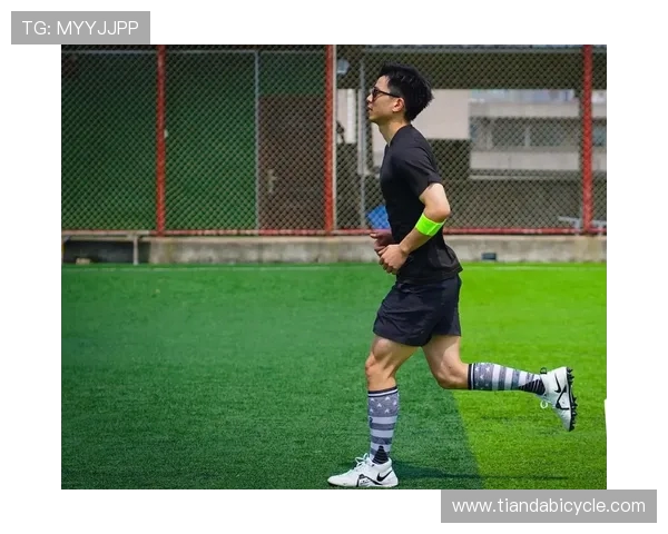 从零起步掌握飞盘技巧与战术全解析助你成为飞盘高手